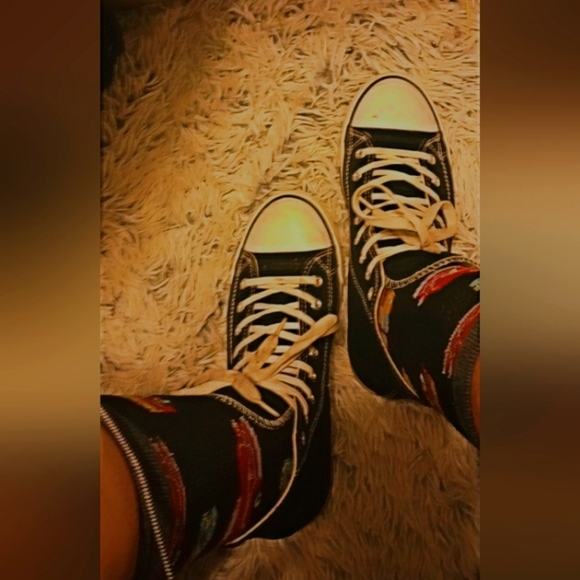 Shoes - Picture 1 of 4